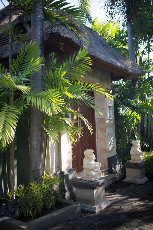 Villa Alu Lima Seminyak Zewnętrze zdjęcie